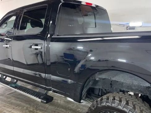 Used 2018 Ford F250 Lariat w/ Chrome Package AWD/4WD image 4
