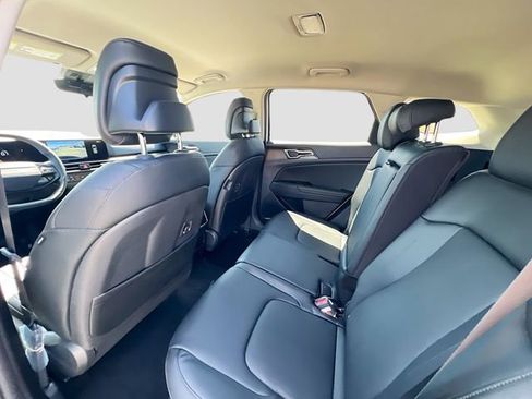 New 2026 Kia Sportage EX image 23