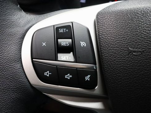 Certified 2023 Ford Explorer XLT image 27