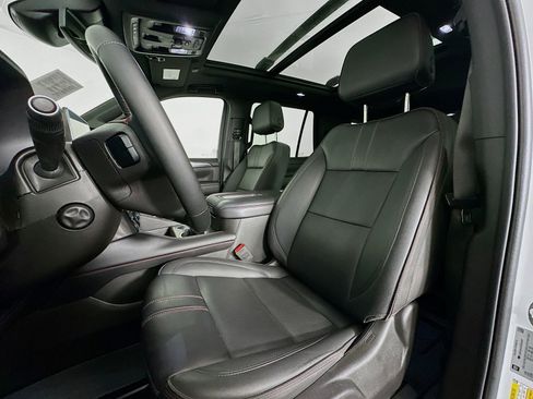 Used 2024 Chevrolet Tahoe RST w/ Luxury Package image 22