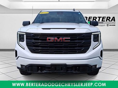 Used 2022 GMC Sierra 1500 Elevation AWD/4WD image 2