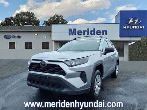 Used 2019 Toyota RAV4 LE w/ Carpet Mat Package image 1