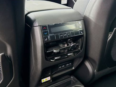 New 2026 Jeep Grand Cherokee L Limited AWD/4WD image 26