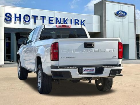 Used 2022 Chevrolet Colorado LT w/ Fleet Safety Package image 5