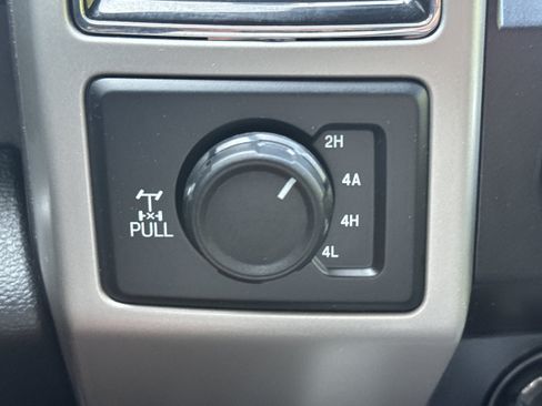 Used 2019 Ford F150 Lariat AWD/4WD image 22