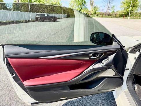 Certified 2022 INFINITI Q60 Red Sport 400 w/ Carbon Fiber Package AWD/4WD image 10