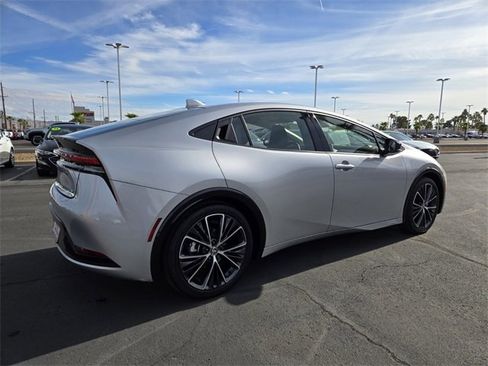 Certified 2025 Toyota Prius Limited image 4