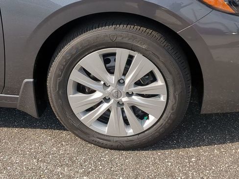 New 2025 Nissan Sentra S image 11