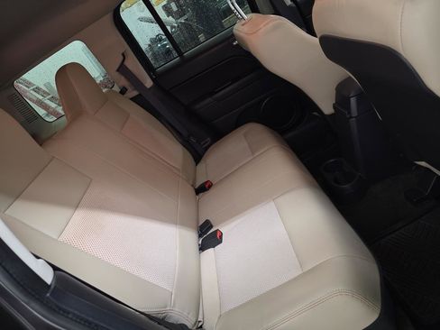 Used 2016 Jeep Patriot 75th Anniversary w/ Power Value Group image 39