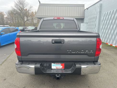Used 2017 Toyota Tundra SR5 image 5
