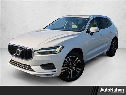 Used 2021 Volvo XC60 T5 Momentum w/ Premium Package