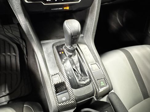 Used 2017 Honda Civic LX image 34