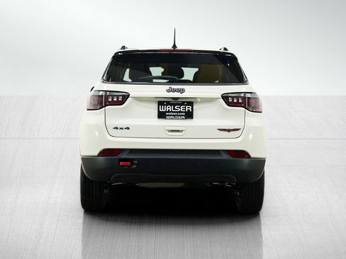 Used 2019 Jeep Compass Trailhawk w/ Leather Interior Group AWD/4WD image 4