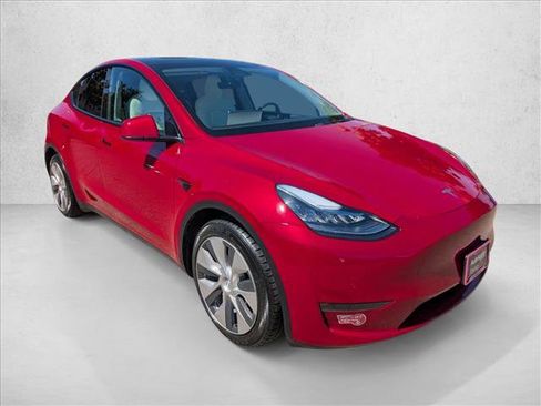Used 2021 Tesla Model Y Long Range AWD/4WD image 3