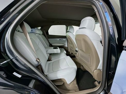 Certified 2026 Genesis GV70 2.5T Advanced image 29