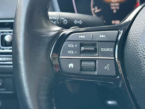 Used 2025 Honda Civic Sport image 29