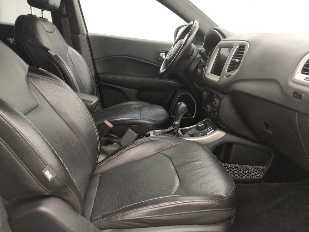 Used 2021 Jeep Compass Latitude w/ Sun and Sound Group AWD/4WD image 21