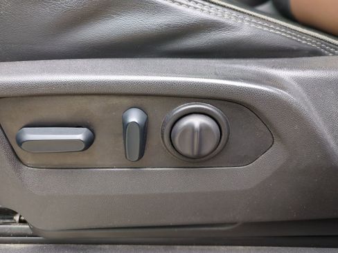 Used 2023 Chevrolet Silverado 2500 High Country w/ Z71 Off-Road Package image 22