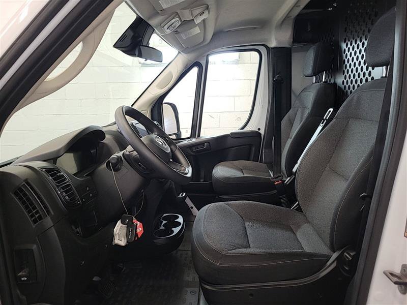 Used 2025 RAM ProMaster 2500 w/ U-Haul Equipment Group FWD image 8