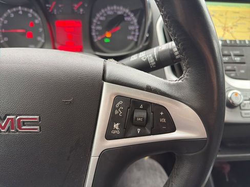 Used 2017 GMC Terrain SLT w/ Open Road Package FWD image 14