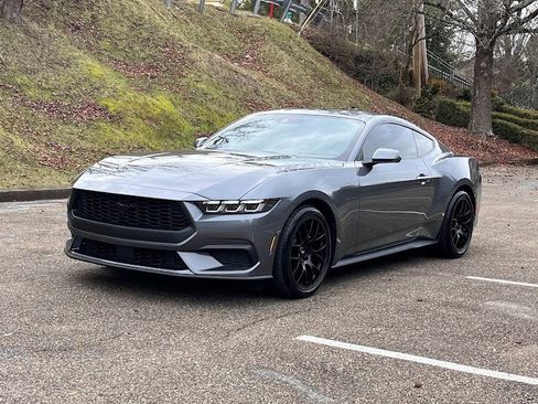 Used 2024 Ford Mustang Coupe image 25