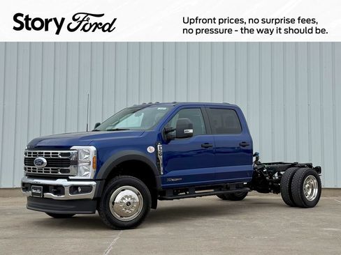 New 2026 Ford F550 4x4 Crew Cab image 1