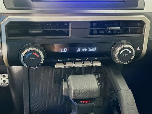 Certified 2025 Toyota Tacoma TRD Sport AWD/4WD image 16