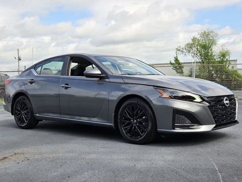 New 2026 Nissan Altima 2.5 SV FWD image 7