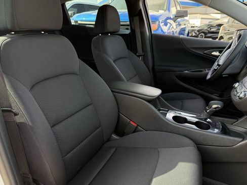 Used 2024 Chevrolet Malibu RS image 23