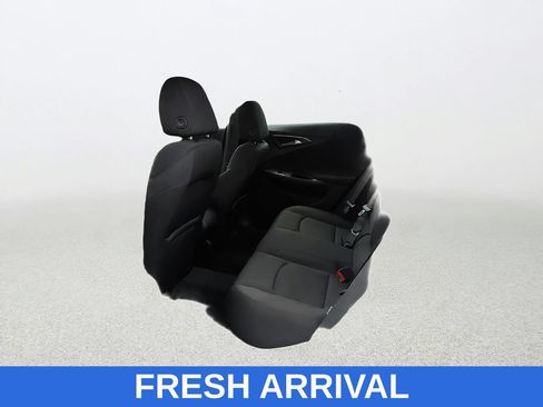 Used 2021 Chevrolet Malibu LS FWD image 32
