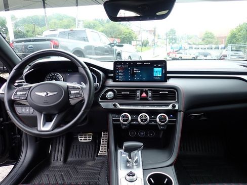 Used 2023 Genesis G70 2.0T w/ Sport Prestige Package AWD/4WD image 18