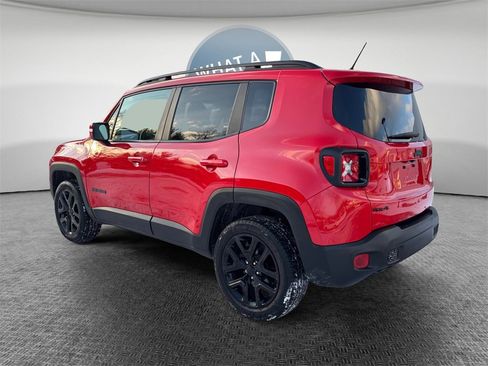 Used 2017 Jeep Renegade Altitude image 6