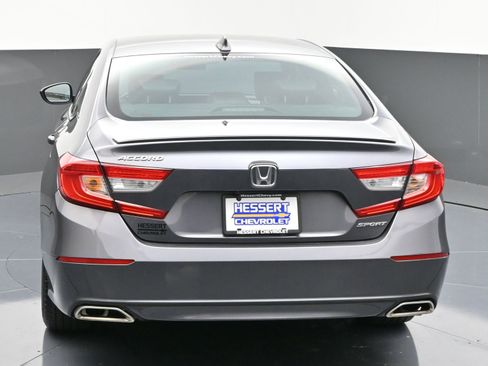 Used 2019 Honda Accord Sport image 6