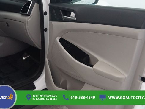 Used 2019 Hyundai Tucson SE FWD image 16