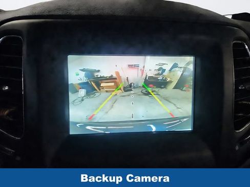 Used 2020 Jeep Compass Latitude AWD/4WD image 14