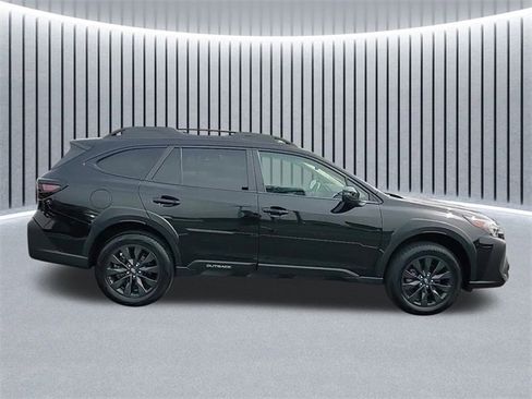 Used 2024 Subaru Outback Onyx Edition image 2