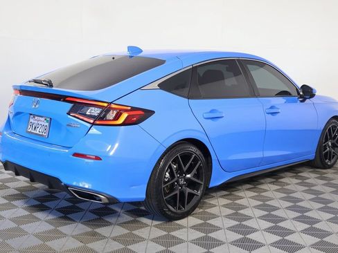 Used 2024 Honda Civic Sport Touring image 4