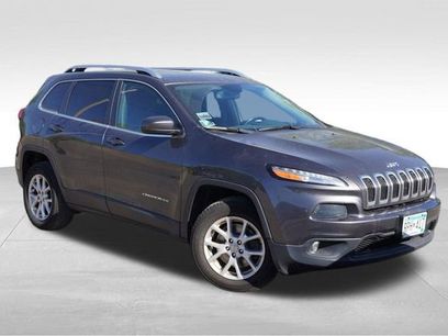 Certified 2017 Jeep Cherokee Latitude w/ Cold Weather Group