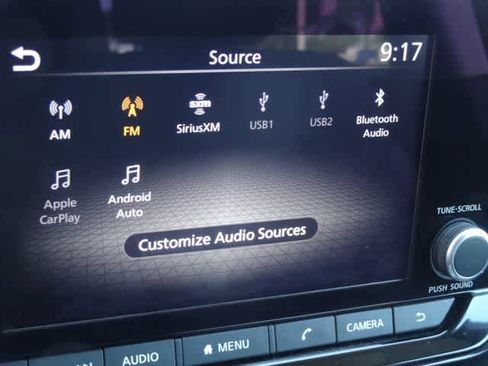 Used 2025 Nissan Pathfinder SV FWD image 29