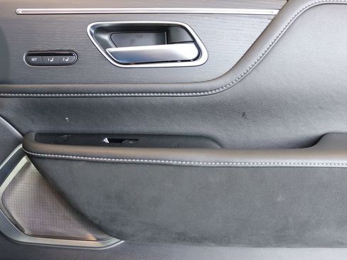 Certified 2025 INFINITI QX80 Sensory image 41