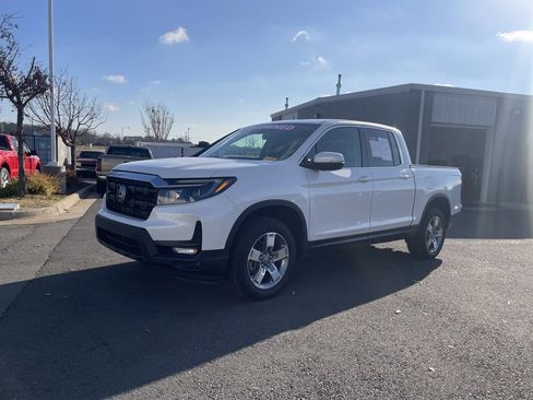 Used 2025 Honda Ridgeline RTL image 3
