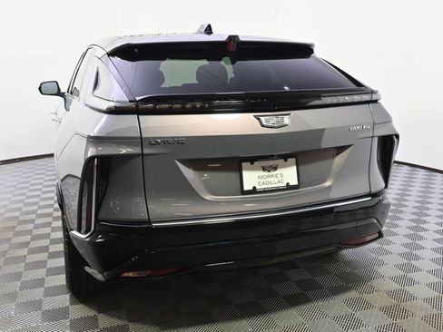 New 2025 Cadillac Lyriq Luxury image 4