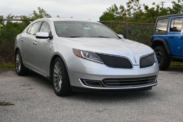 Used 2015 Lincoln MKS w/ Equipment Group 101A FWD image 2