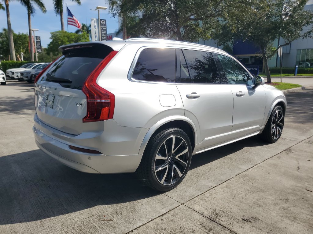 Used 2022 Volvo XC90 T6 Momentum w/ Advanced Package AWD/4WD image 6