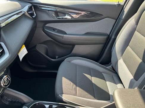 New 2026 Chevrolet TrailBlazer LT w/ Driver Confidence Package image 32