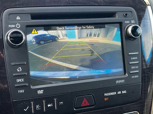 Used 2017 Buick Enclave Leather image 19