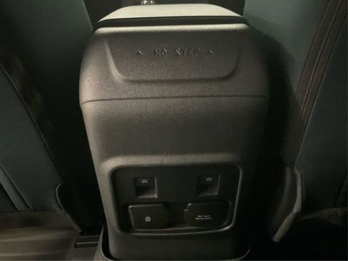 Used 2023 Ford Bronco Outer Banks image 19