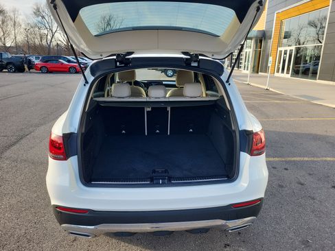 Used 2022 Mercedes-Benz GLC 300 4MATIC image 13