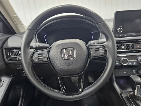 Certified 2022 Honda Civic EX image 11