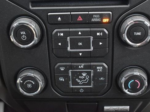 Used 2014 Ford F150 XLT w/ XLT Chrome Package image 29